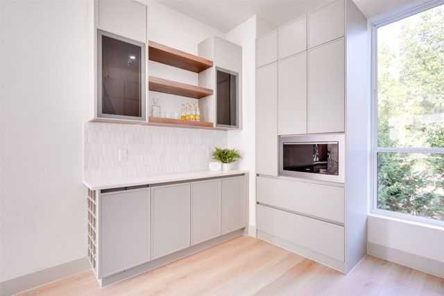 512 N Lancaster Street 6, Dallas, TX 75203