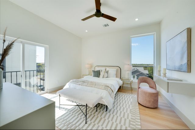 512 N Lancaster Street 6, Dallas, TX 75203