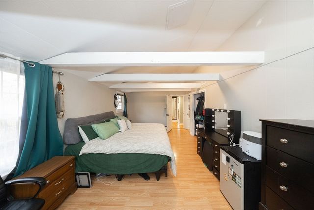 321 Winthrop St, Rehoboth, MA 02769