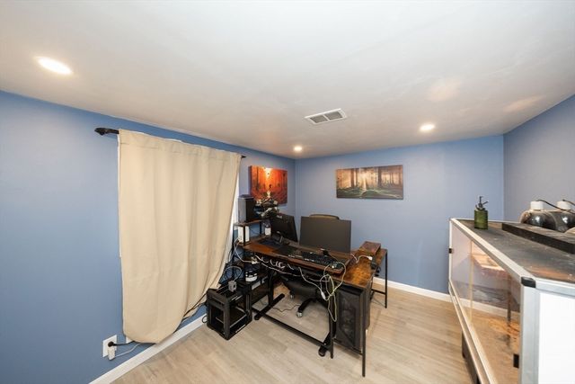 321 Winthrop St, Rehoboth, MA 02769