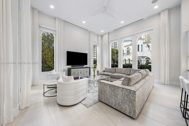 3912 Island Estates Dr 0, Aventura, FL 33160