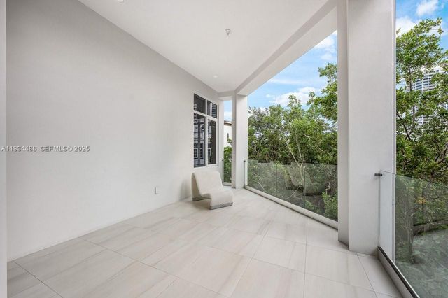 3912 Island Estates Dr 0, Aventura, FL 33160