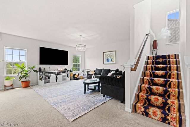 1628 Duncan Way, Streetsboro, OH 44241