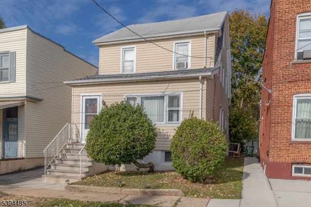 1215 Bergen Ave, Linden City, NJ 07036