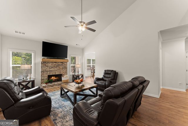 202 Old Lake Lane, Dawsonville, GA 30534