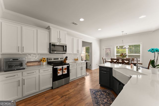 202 Old Lake Lane, Dawsonville, GA 30534