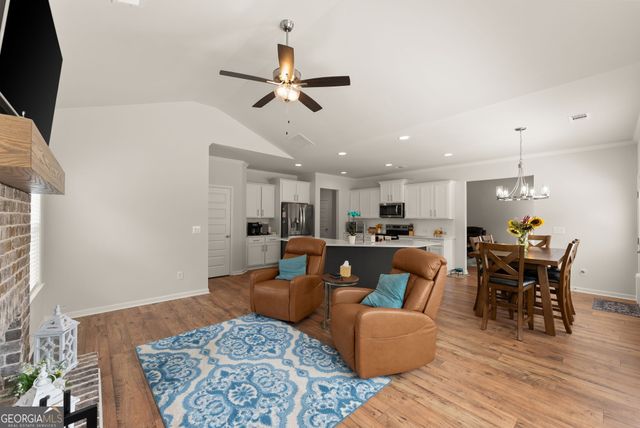 202 Old Lake Lane, Dawsonville, GA 30534