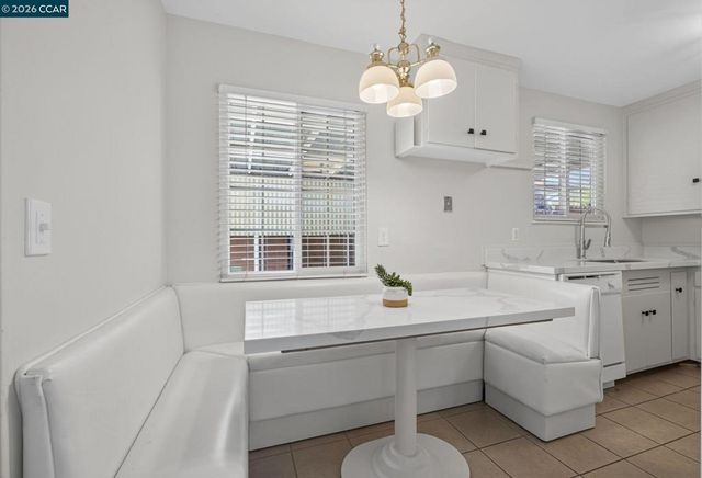322 Warren Way, Pittsburg, CA 94565