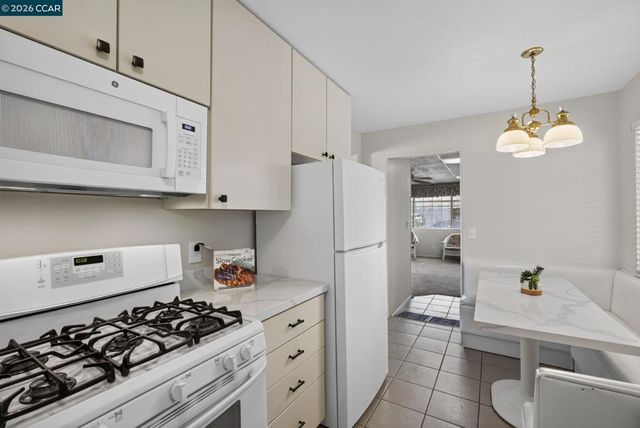 322 Warren Way, Pittsburg, CA 94565