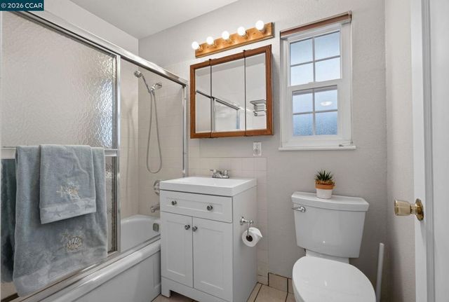 322 Warren Way, Pittsburg, CA 94565