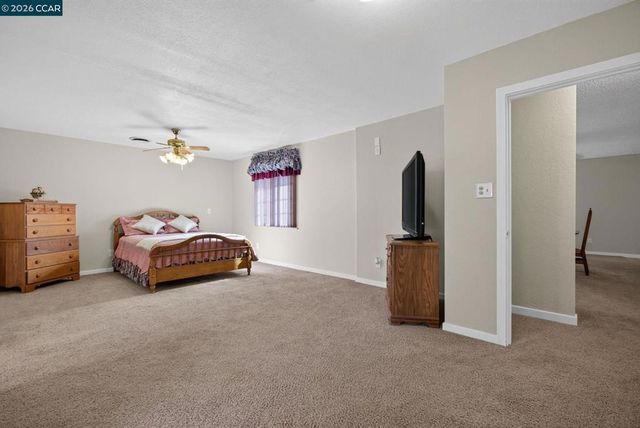 322 Warren Way, Pittsburg, CA 94565