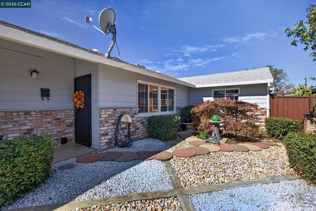 322 Warren Way, Pittsburg, CA 94565