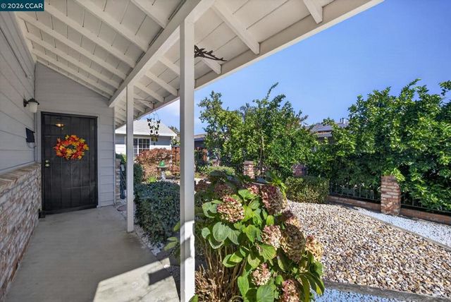 322 Warren Way, Pittsburg, CA 94565
