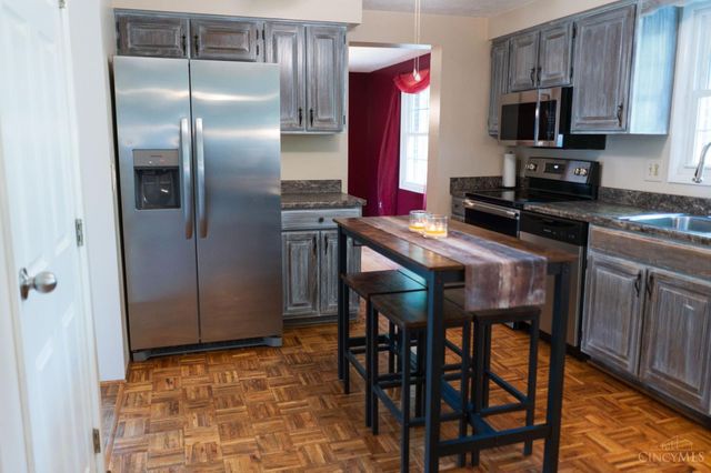 11900 Elmgrove Circle, Cincinnati, OH 45240
