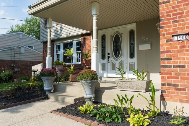 11900 Elmgrove Circle, Cincinnati, OH 45240