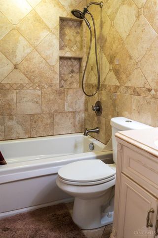 11900 Elmgrove Circle, Cincinnati, OH 45240