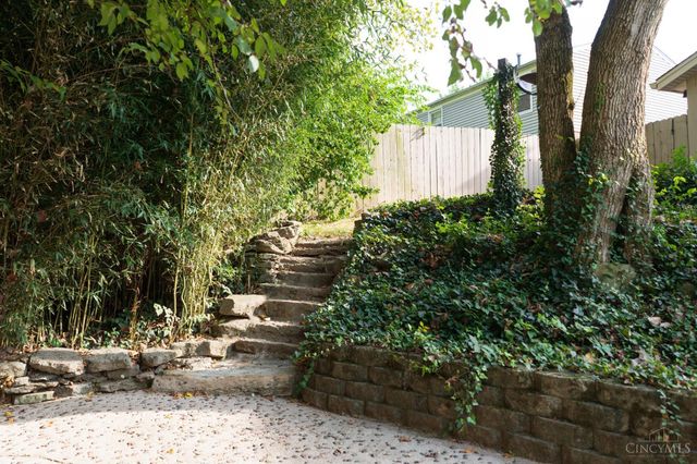 11900 Elmgrove Circle, Cincinnati, OH 45240