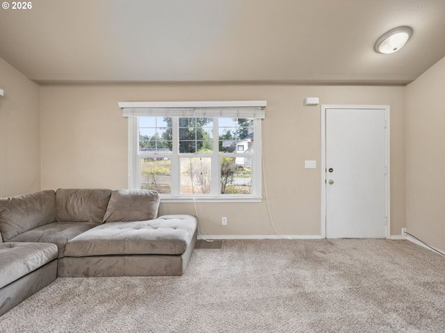 14221 Se WOODLAND Way, Milwaukie, OR 97267