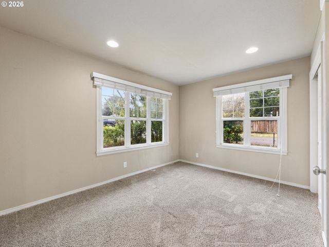14221 Se WOODLAND Way, Milwaukie, OR 97267