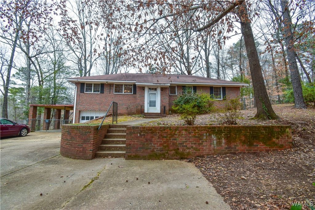 18 Beech Hills, Tuscaloosa, AL 35404