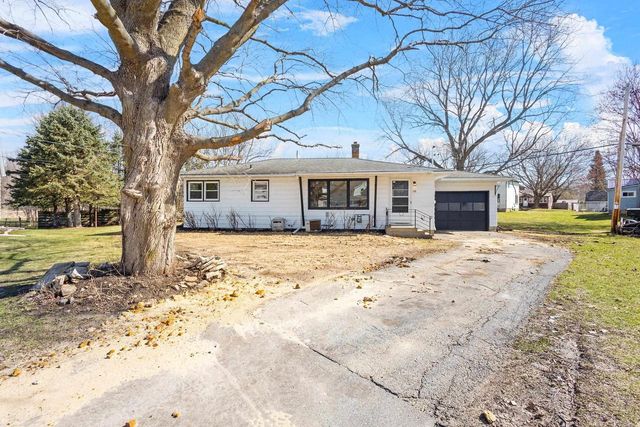 148 N PARK STREET, Markesan, WI 53946
