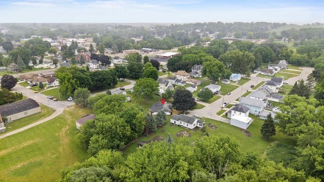 148 N PARK STREET, Markesan, WI 53946