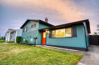 15713 Holland Road, Brook Park, OH 44142