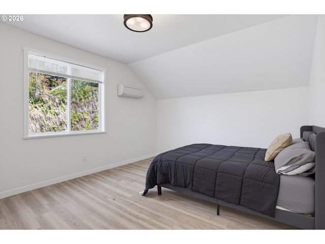 2414 Ne 121ST St, Vancouver, WA 98686