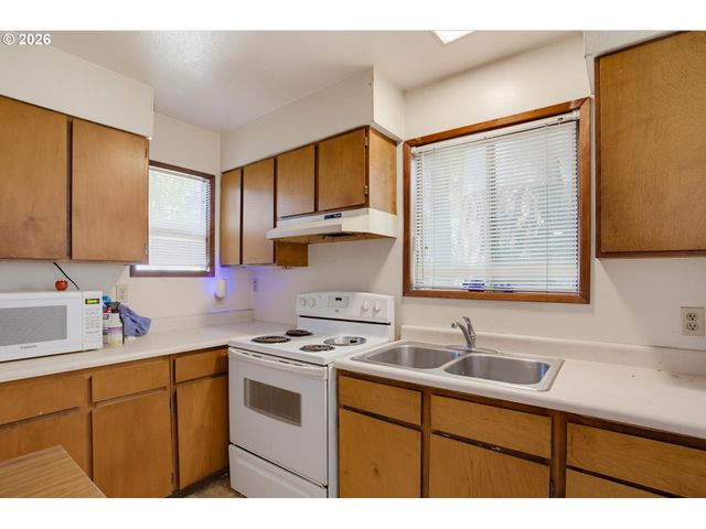 2414 Ne 121ST St, Vancouver, WA 98686