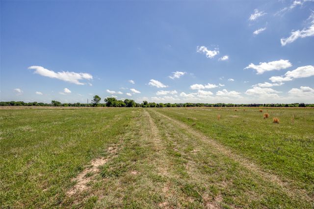 1203 County Road 4132, Cumby, TX 75433
