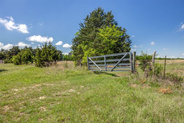 1203 County Road 4132, Cumby, TX 75433