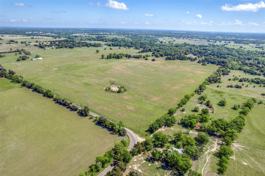 1203 County Road 4132, Cumby, TX 75433