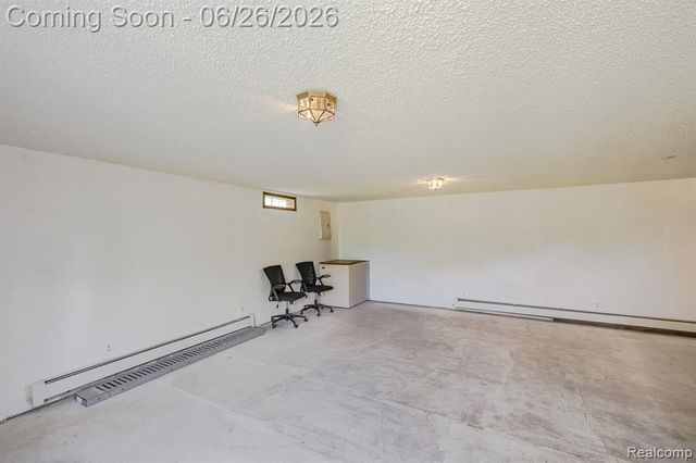 9635 Ortonville Road, Clarkston, MI 48348