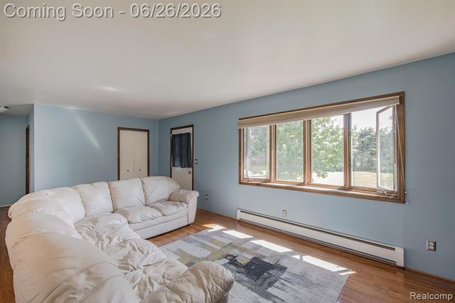 9635 Ortonville Road, Clarkston, MI 48348