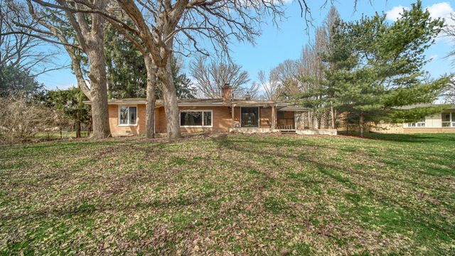 2445 Woodlane Drive, Merrillville, IN 46410