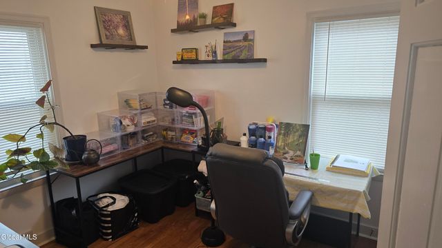 35 Eastholm Road, Schenectady, NY 12304