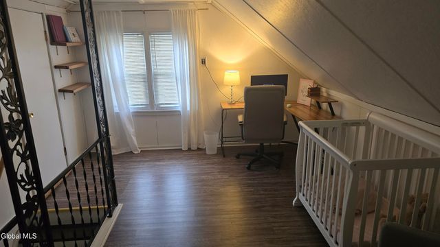 35 Eastholm Road, Schenectady, NY 12304