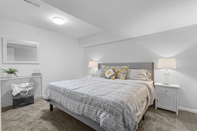 2049 Willow Glen Lane, B, Columbus, OH 43229