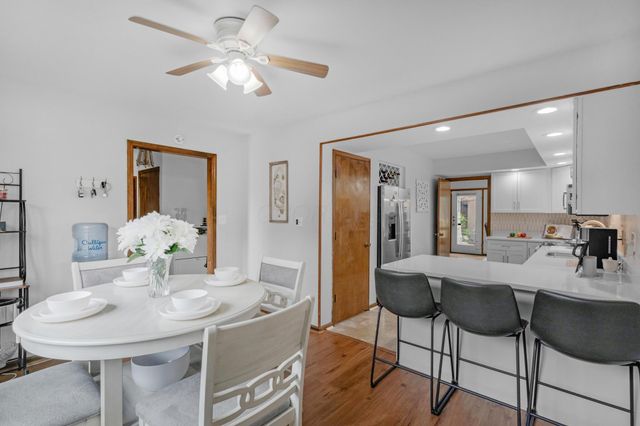 2049 Willow Glen Lane, B, Columbus, OH 43229