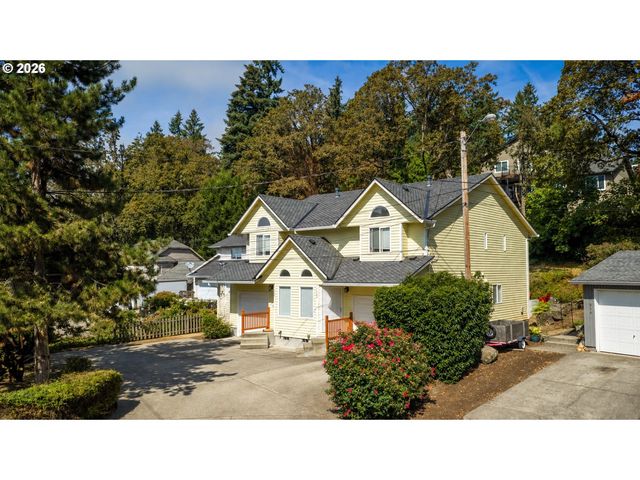 17920 OATFIELD Rd, Gladstone, OR 97027