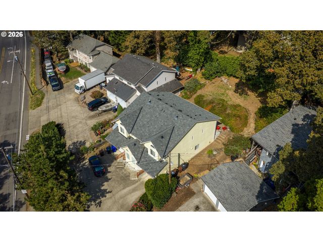 17920 OATFIELD Rd, Gladstone, OR 97027