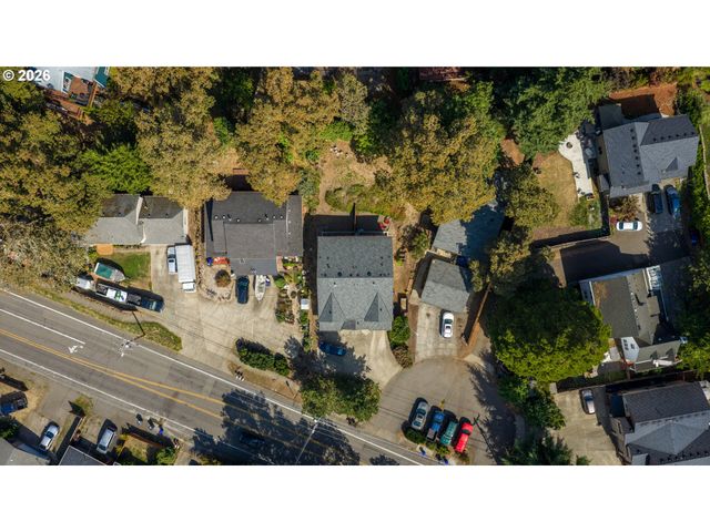 17920 OATFIELD Rd, Gladstone, OR 97027