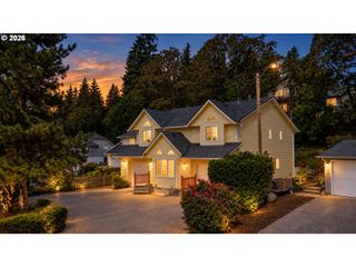17920 OATFIELD Rd, Gladstone, OR 97027