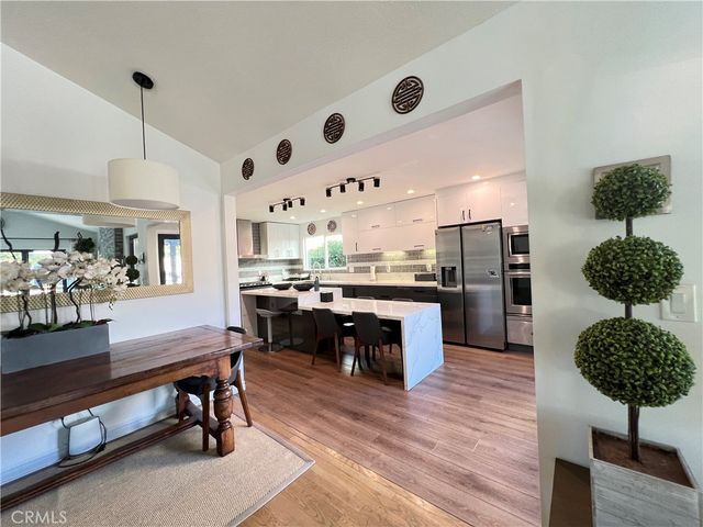 30564 Mainmast Drive, Agoura Hills, CA 91301