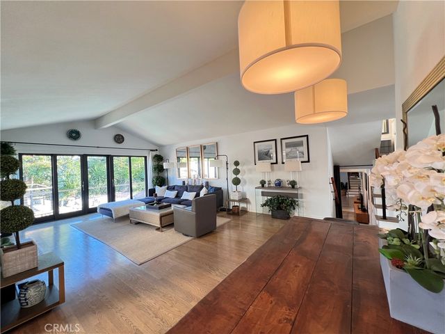 30564 Mainmast Drive, Agoura Hills, CA 91301