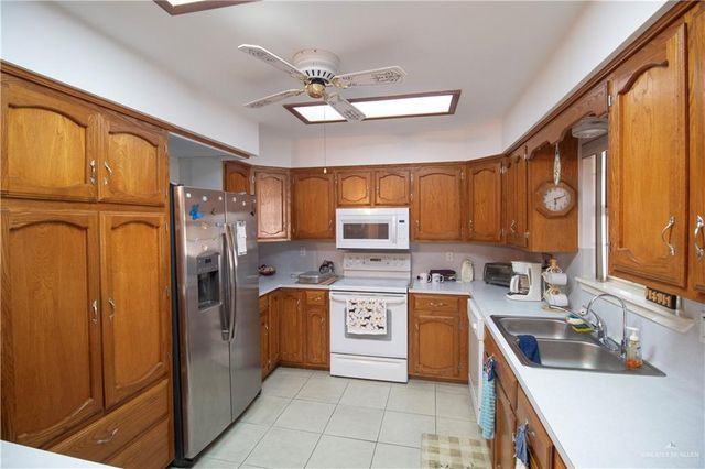 404 Scorpio Street, Mission, TX 78572