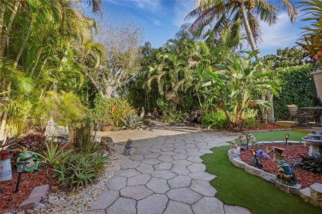 4419 N Pacific CIR, North Fort Myers, FL 33903