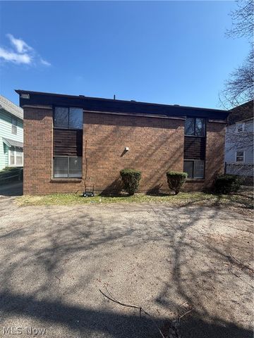 662 Sumner Street, Akron, OH 44311