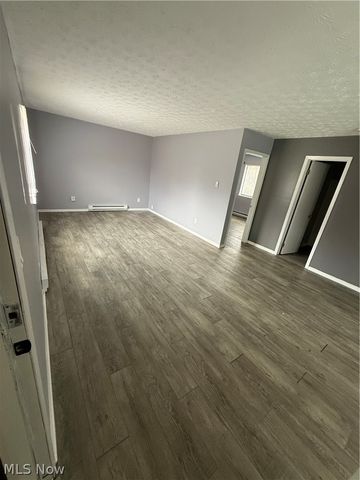 662 Sumner Street, Akron, OH 44311