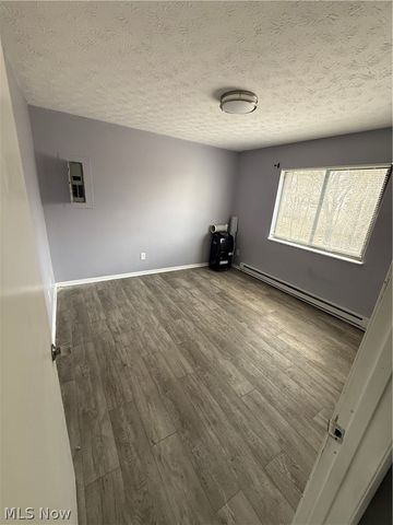 662 Sumner Street, Akron, OH 44311